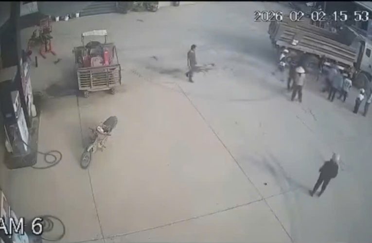[VIDEO] Cam vụ TNGT tại khu vực cây xăng
