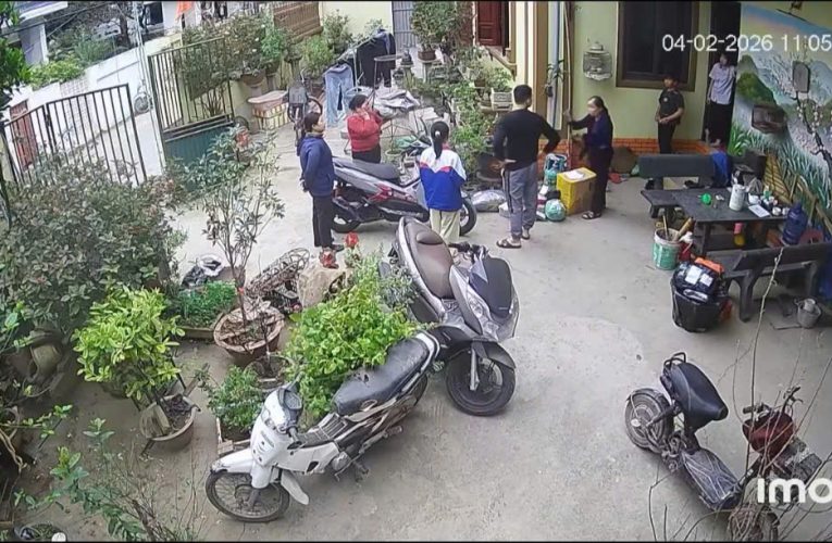 [VIDEO] Bố chở con gái sang nhà nam sinh rồi tương tác để lấy lại công bằng